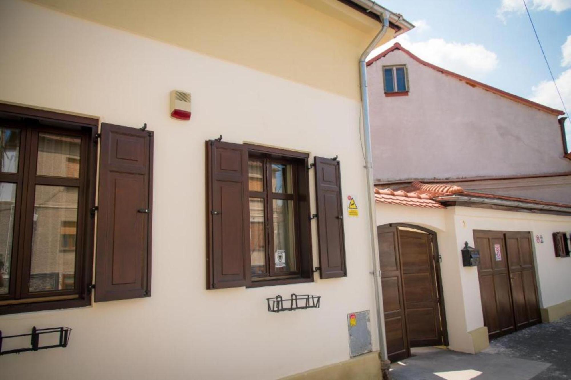 Cochet House Sibiu Aparthotel Exterior photo